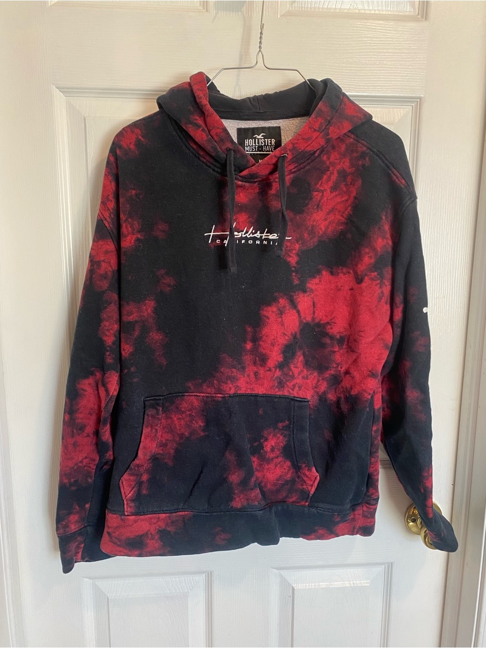 Hollister Black & Red Tie-Dye Pullover Hoodie